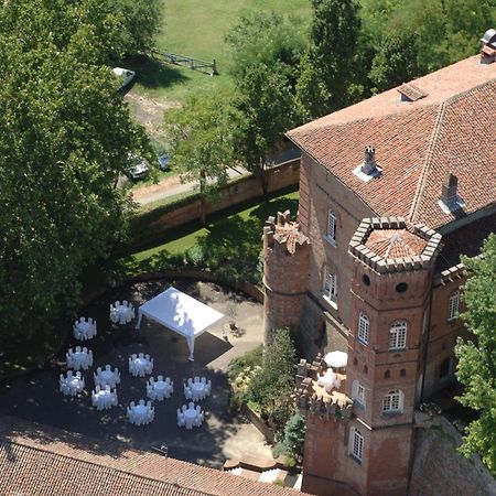 Relais Del Castello Di Oviglio Hotel Bagian luar foto