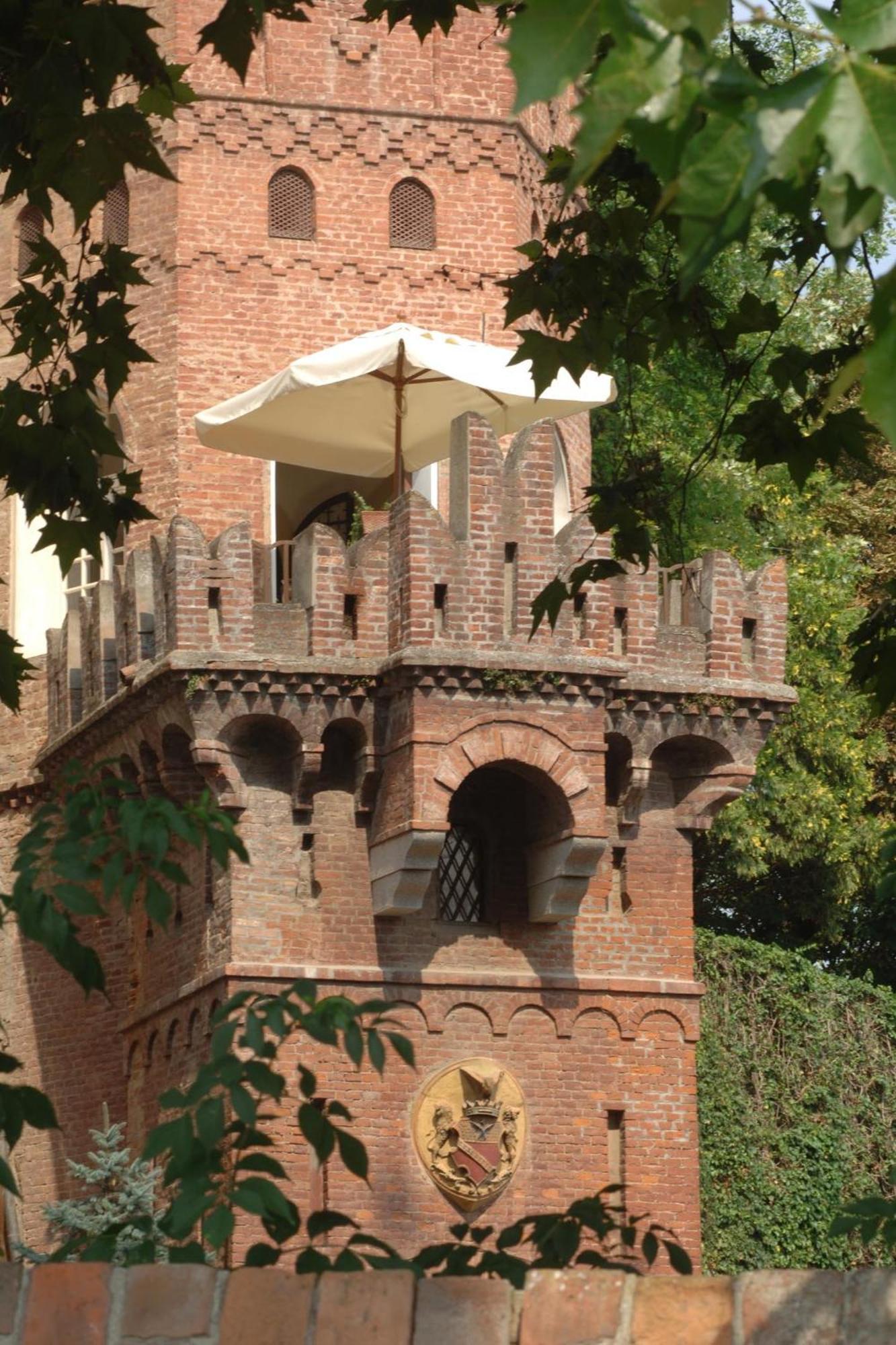 Relais Del Castello Di Oviglio Hotel Bagian luar foto